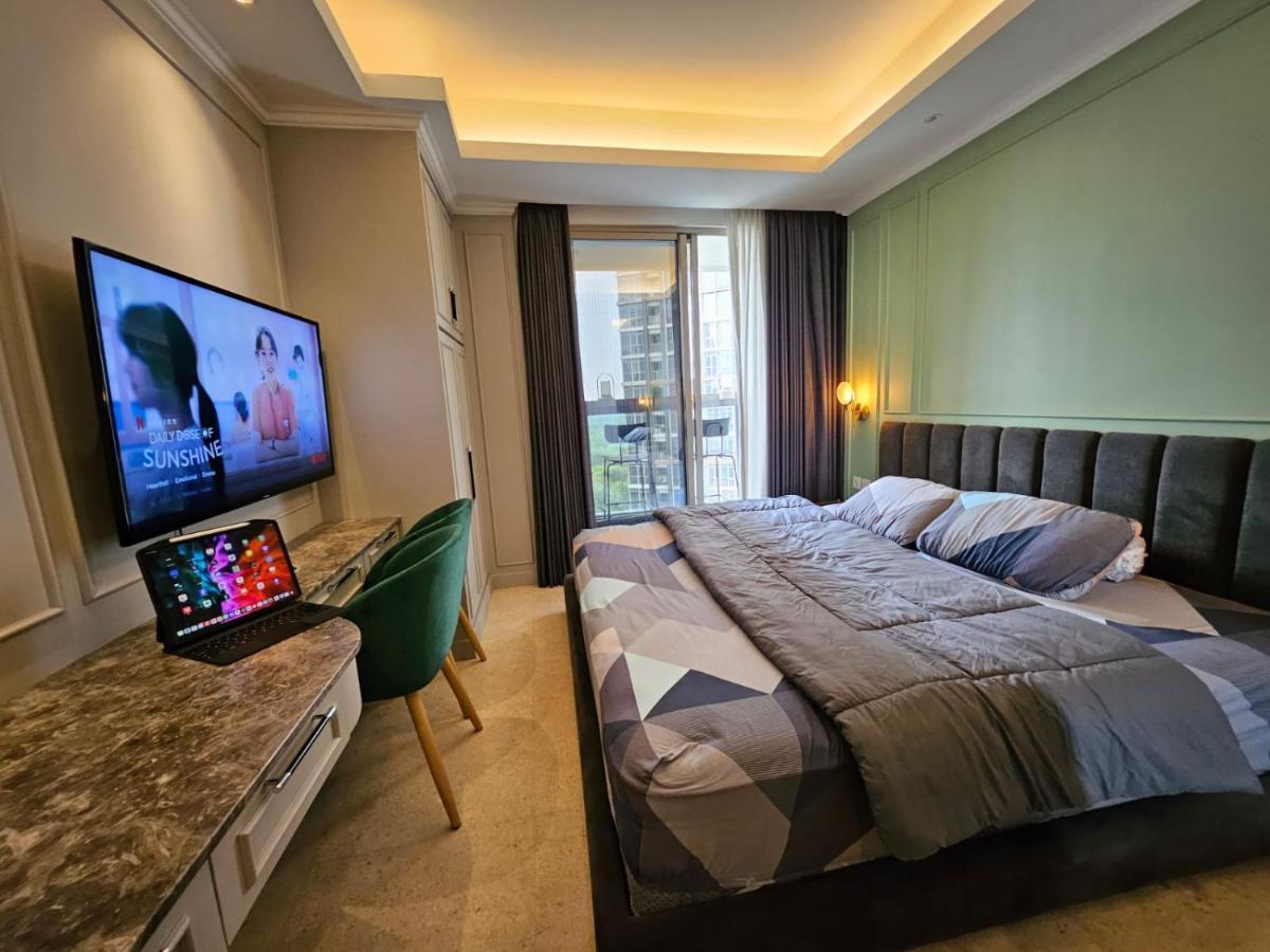 Pangsapuri Gold Coast Pik By Dluxx Jakarta